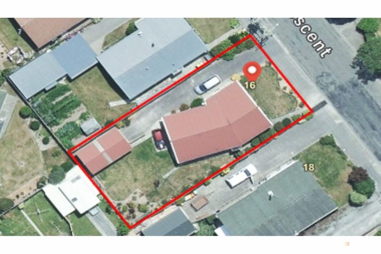 Photo of property in 16 Flatman Crescent, Geraldine, 7930