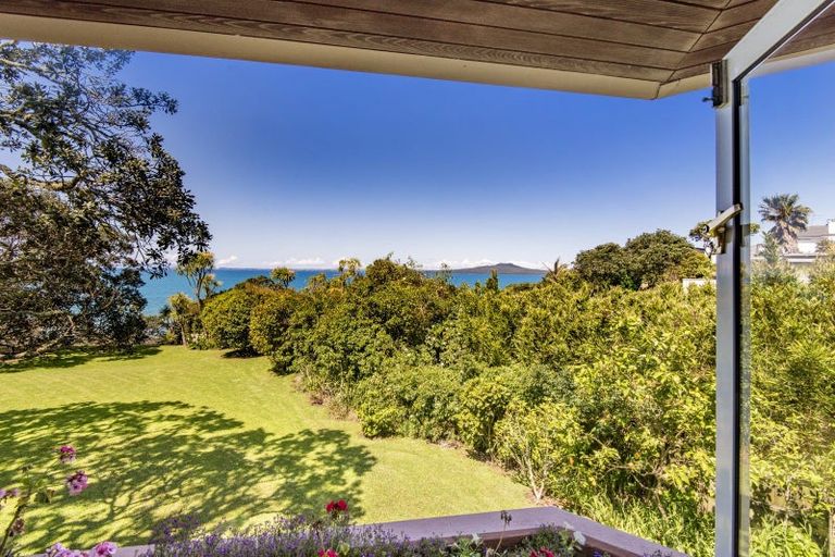 Photo of property in 173 Beach Road, Castor Bay, Auckland, 0620