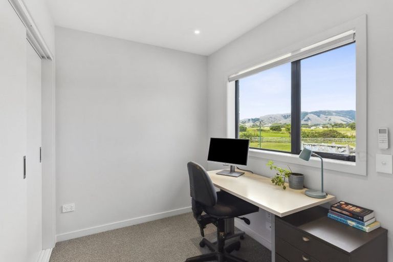 Photo of property in 39 Sandown Road, Te Horo Beach, Otaki, 5581