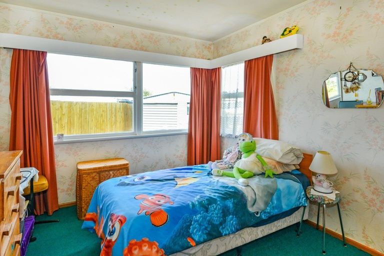 Photo of property in 21 Henderson Road, Flaxmere, Hastings, 4120