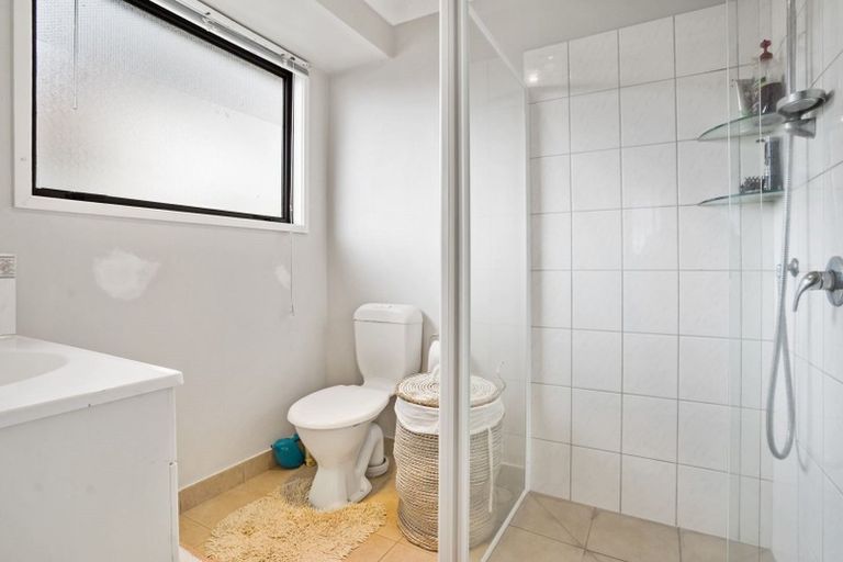 Photo of property in 19 The Enclave, Totara Heights, Auckland, 2105