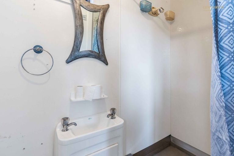 Photo of property in 4 Braeburn Place, Takanini, 2112