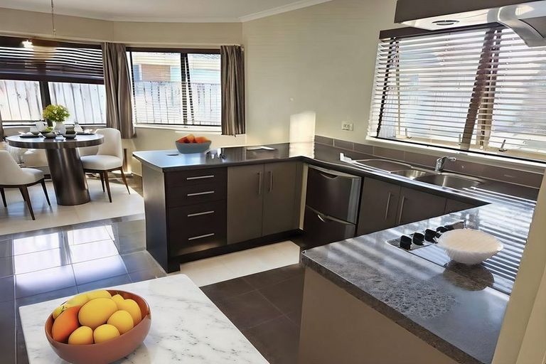 Photo of property in 17a Cameron Street, Papakura, 2110