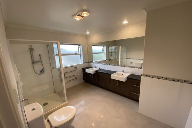 Photo of property in 42 Jerpoint Drive, Flat Bush, Auckland, 2019