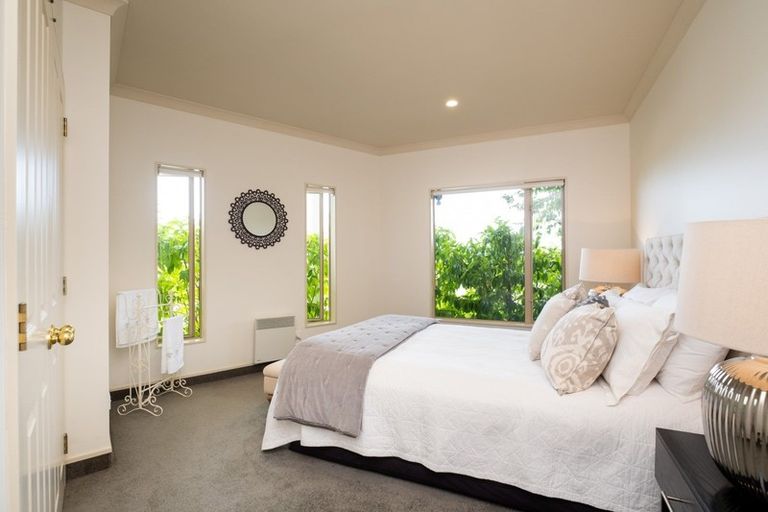 Photo of property in 53 Hikanui Drive, Havelock North, 4130