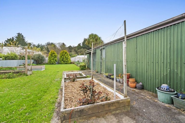 Photo of property in 34 Bruce Street, Hunterville, 4730