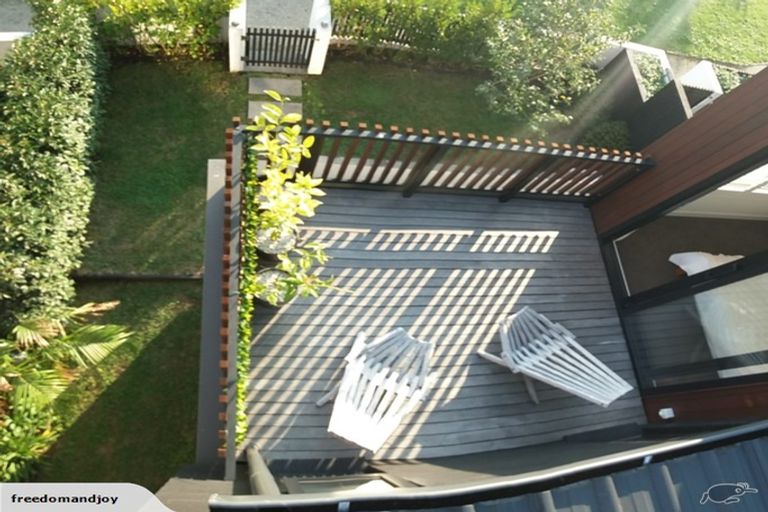 Photo of property in 20 Hastings Street, Hobsonville, Auckland, 0616