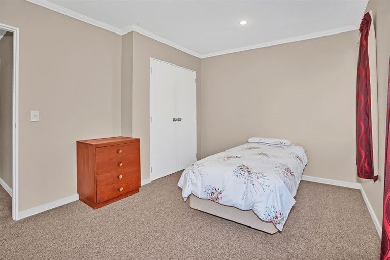 Photo of property in 3a Cromarty Place, Papakowhai, Porirua, 5024