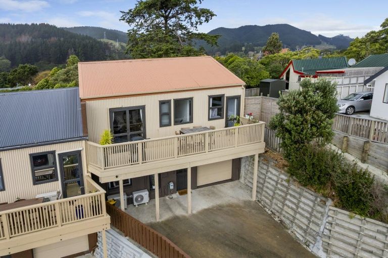 Photo of property in 7 Vera Lane, Paraparaumu, 5032