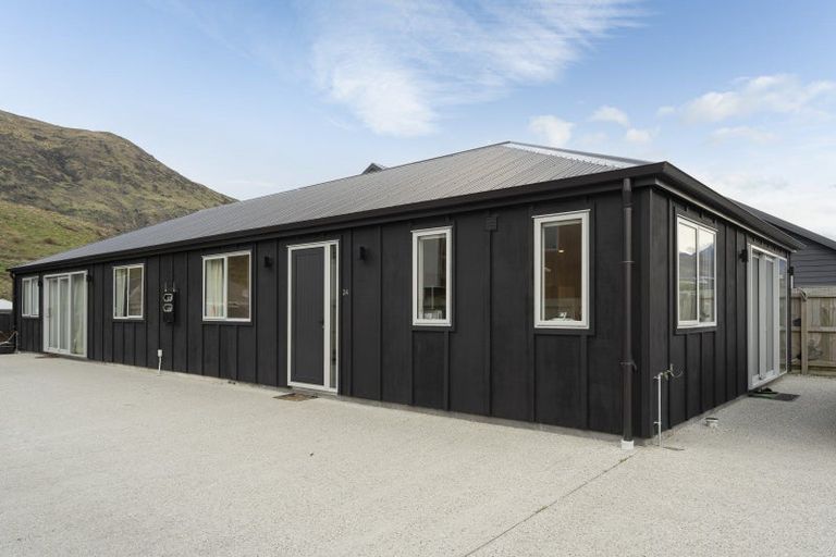 Photo of property in 24 Silver Street, Lower Shotover, Queenstown, 9304