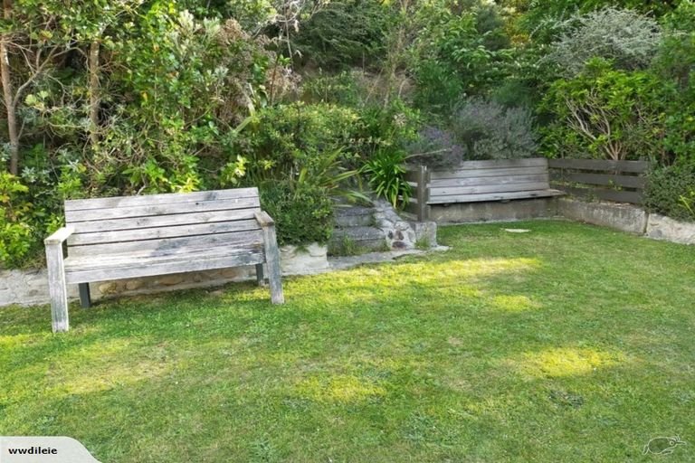 Photo of property in 199 Dowse Drive, Maungaraki, Lower Hutt, 5010