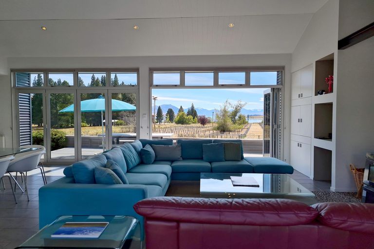 Photo of property in 9 Dwyer Place, Lake Tekapo, 7999