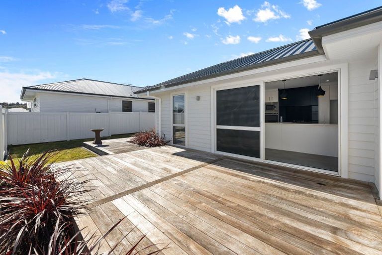Photo of property in 26 Victoria Street, Richmond Heights, Taupo, 3330