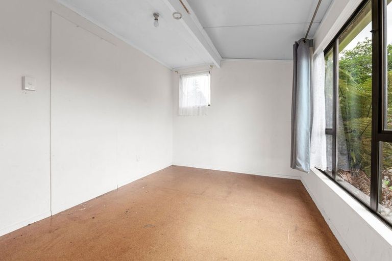 Photo of property in 77 Foster Road, Temple View, Hamilton, 3290