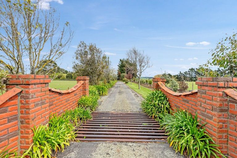 Photo of property in 245 Halcombe Road, Feilding, 4775