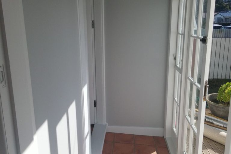 Photo of property in 34 Byron Street, Miramar, Wellington, 6022