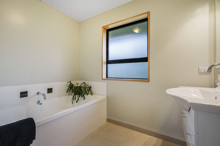 Photo of property in 12 Makerikeri Road, Loburn, Rangiora, 7472