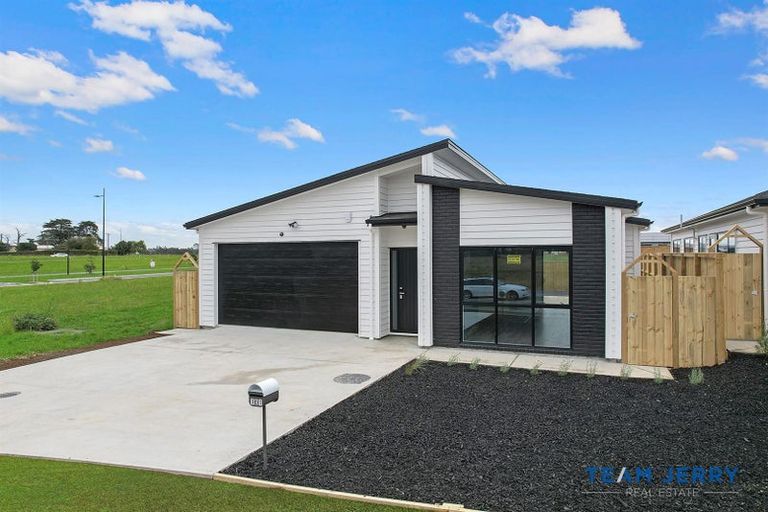 Photo of property in 101 Mutetai Road, Clarks Beach, 2122