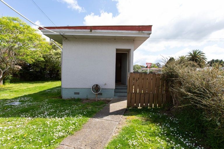 Photo of property in 340 High Street, Dannevirke, 4930