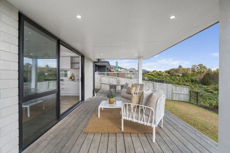 Photo of property in 18 Hass Drive, Ohauiti, Tauranga, 3112