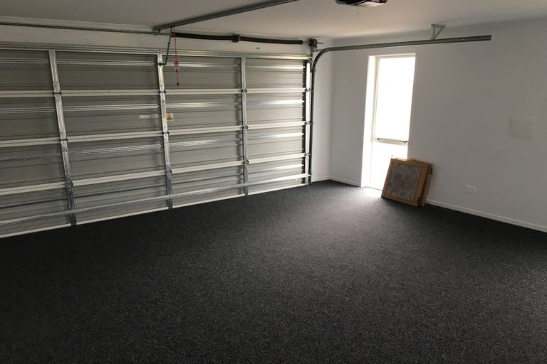 Photo of property in 18 Tabraham Crescent, Pyes Pa, Tauranga, 3112