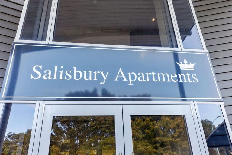 Photo of property in Salisbury Crown, 5/7 Salisbury Avenue, Mount Maunganui, 3116