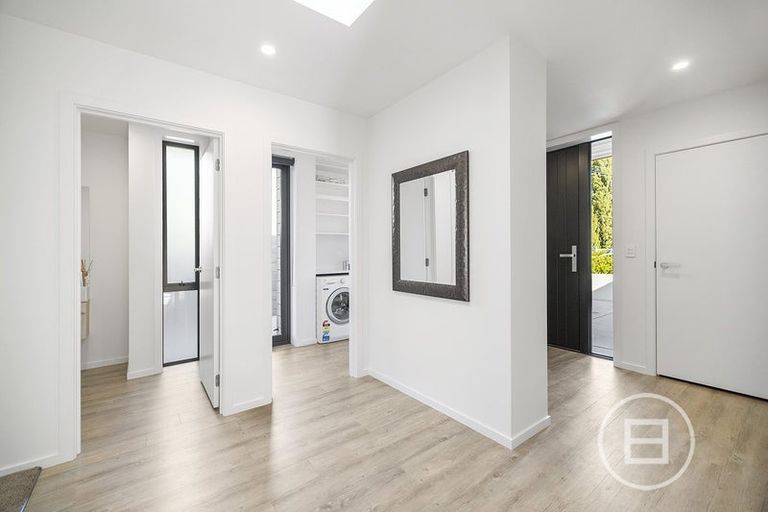 Photo of property in 4 Stackbrae Avenue, Wanaka, 9305