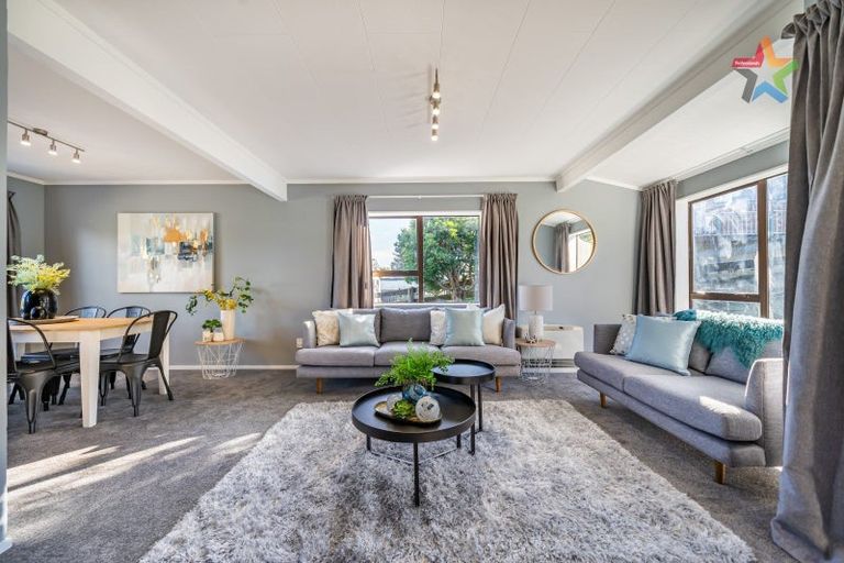 Photo of property in 191 Holborn Drive, Stokes Valley, Lower Hutt, 5019