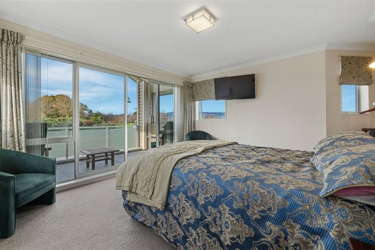 Photo of property in 2 Donovan Place, Aidanfield, Christchurch, 8025