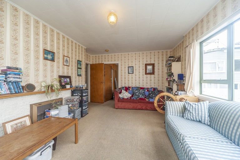 Photo of property in 20 Tamar Street, Island Bay, Wellington, 6023