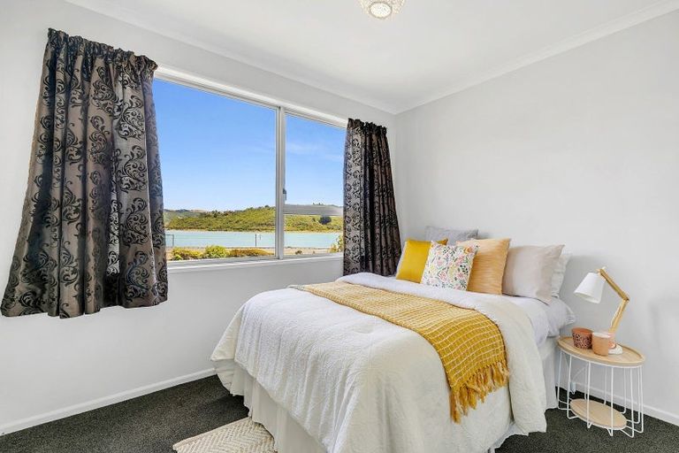 Photo of property in 3 Brora Crescent, Papakowhai, Porirua, 5024