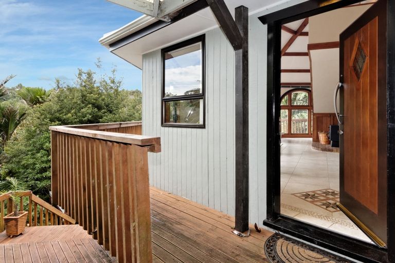 Photo of property in 201 Shaw Road, Titirangi, Auckland, 0604