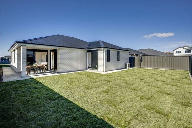 Photo of property in 7 Monowai Street, Poraiti, Napier, 4112