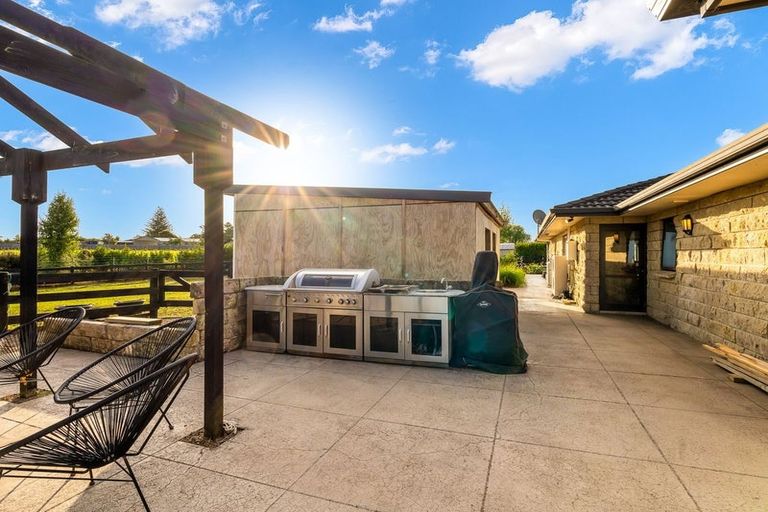 Photo of property in 48 Travers Road, Te Kauwhata, 3782