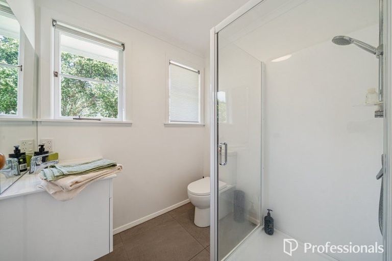 Photo of property in 26 Godley Street, Waterloo, Lower Hutt, 5011
