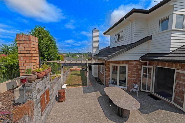 Photo of property in 7 Semillon Avenue, Henderson, Auckland, 0612