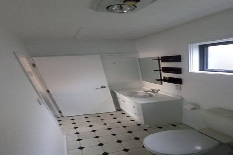 Photo of property in 10/66 Marina Drive, Frankton, Queenstown, 9300