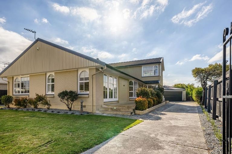 Photo of property in 35 Ashbourne Street, Burnside, Christchurch, 8053
