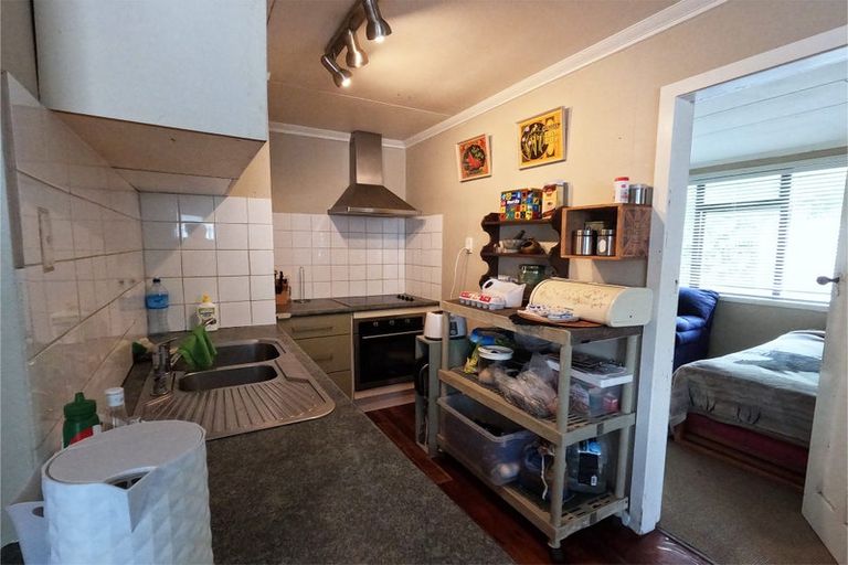 Photo of property in 9/35a Nelson Street, Waitara, 4320