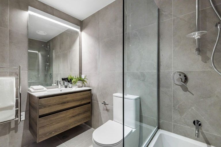 Photo of property in 7c Windlass Street, Long Bay, Auckland, 0630