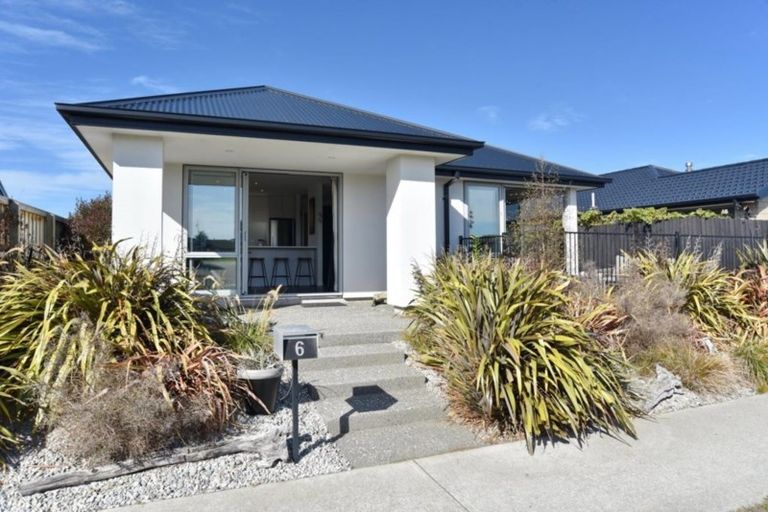 Photo of property in 6 Aroha Street, Pegasus, 7612