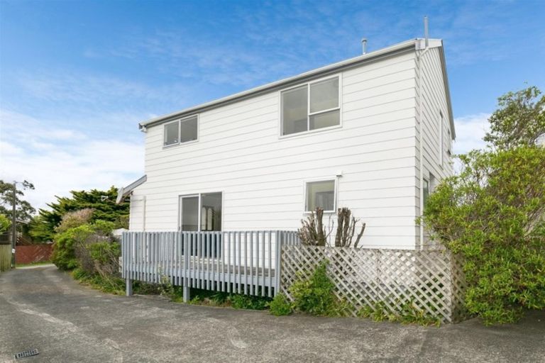 Photo of property in 18 Cambrian Street, Churton Park, Wellington, 6037