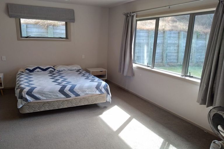 Photo of property in 30 Te Puia Drive, Aotea, Porirua, 5024