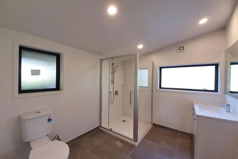 Photo of property in 24 Inglis Street, Birkenhead, Auckland, 0626