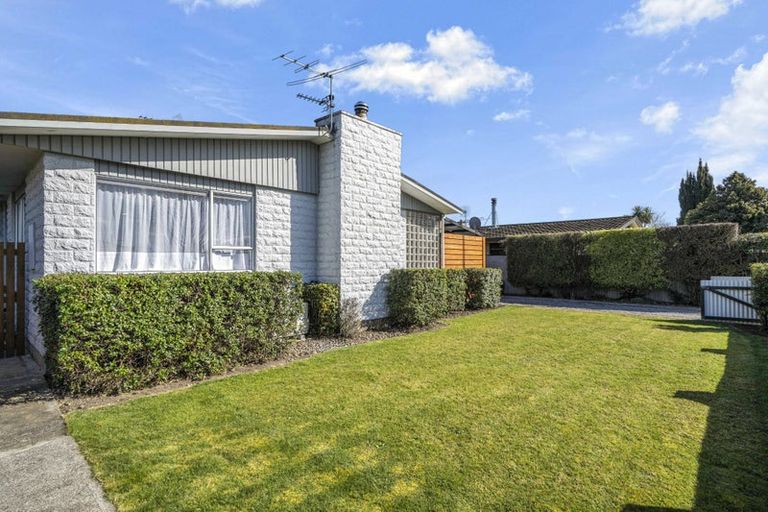 Photo of property in 207 West Belt, Rangiora, 7400