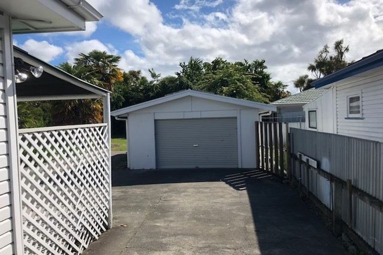 Photo of property in 225 Grove Road, Mayfair, Hastings, 4122