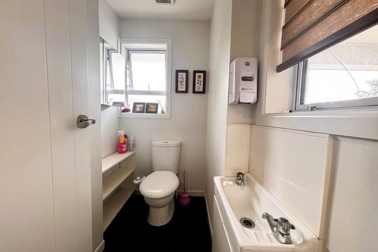 Photo of property in 15 Deepdale Street, Burnside, Christchurch, 8053