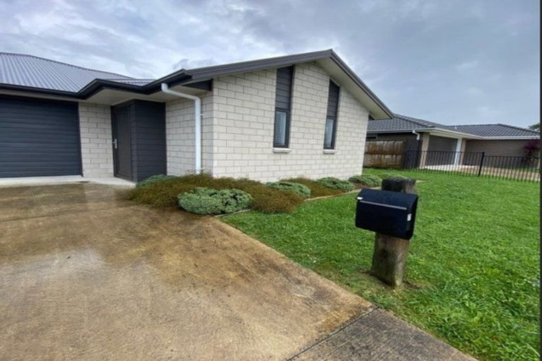 Photo of property in 7 Ladeira Place, Fitzroy, Hamilton, 3206