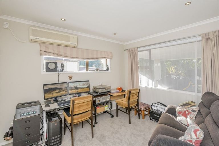 Photo of property in 12a Stuart Street, Levin, 5510