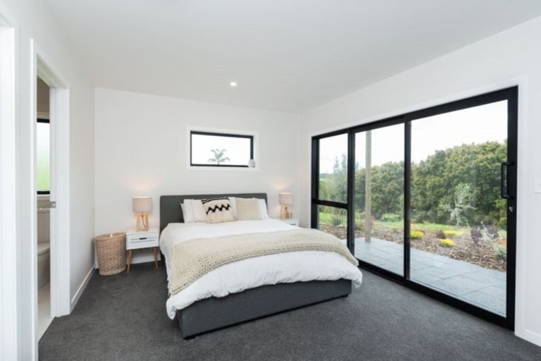 Photo of property in 6 Stoney Brook Lane, Kerikeri, 0230